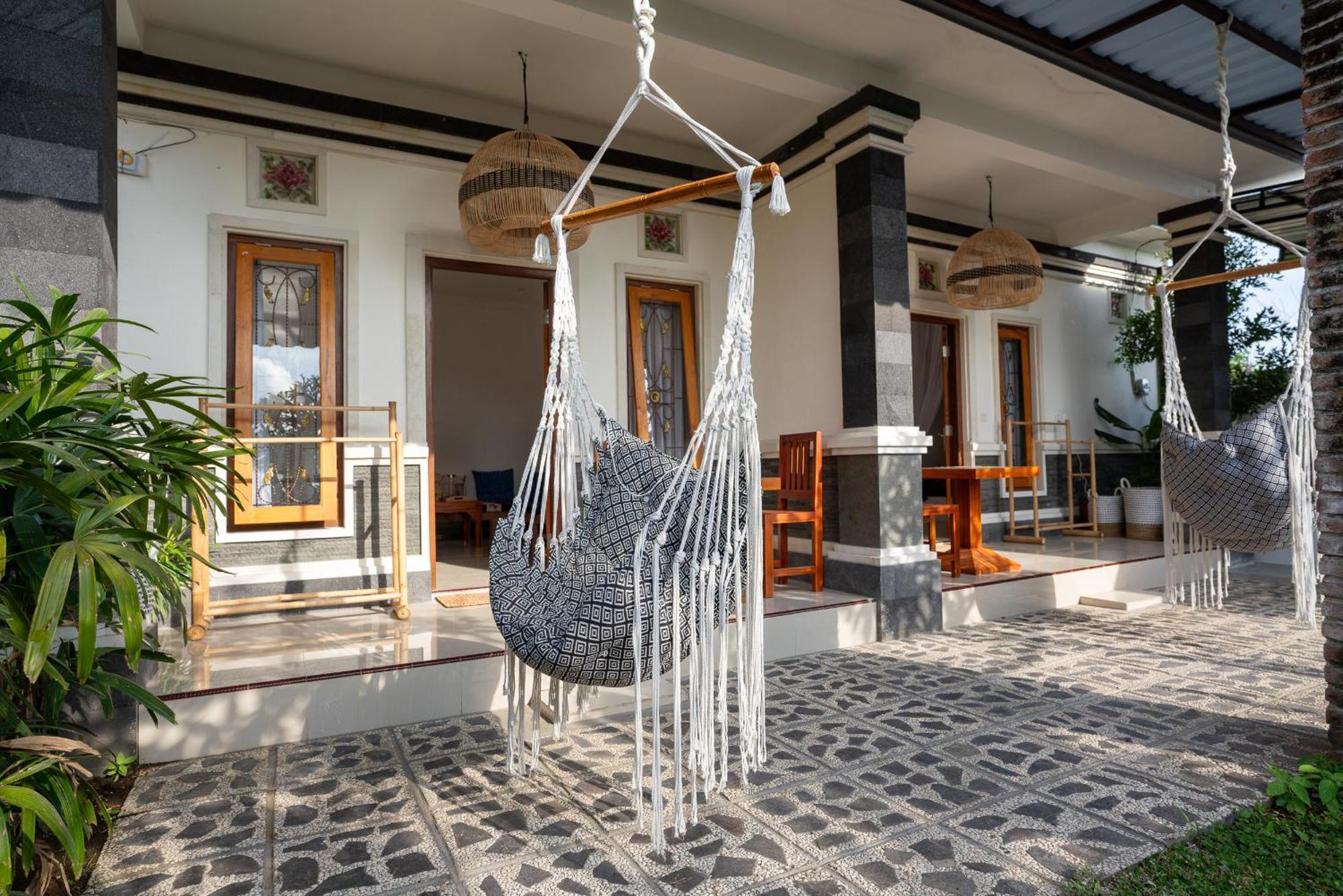 Budi Gh Bali Homestay *